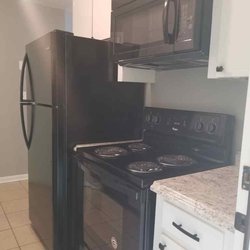 kitchen at Ashley Oaks Apartments located in Perry, GA