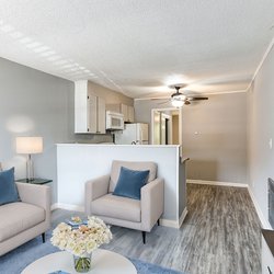 living room and kitchen view at Ashley Oaks Apartments located in Perry, GA